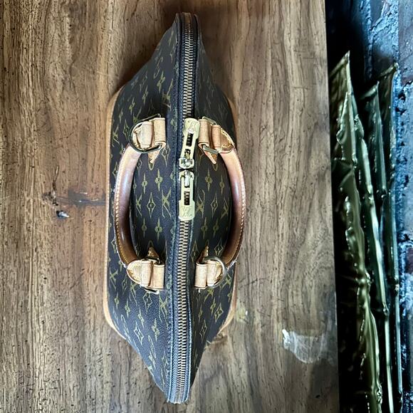 Vintage Louis Vuitton 1996 Monogram Alma PM Bag - Picture 6 of 16